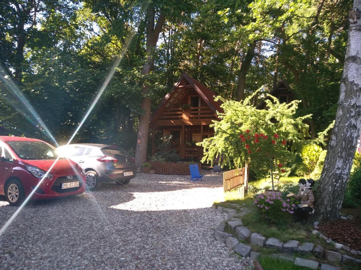 Chatki Saturnina I Pokoje Świnoujście Exterior foto